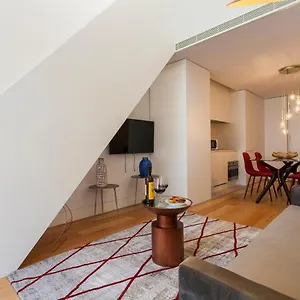 crucifixo-downtown-deluxe-apartment.hotels-lisbon-portugal.com/