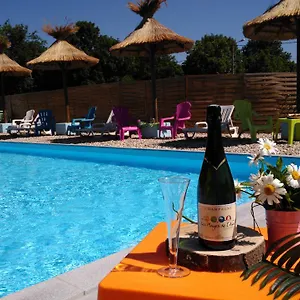camping-les-plages-de-lain.hotels-rhonealpes.com/